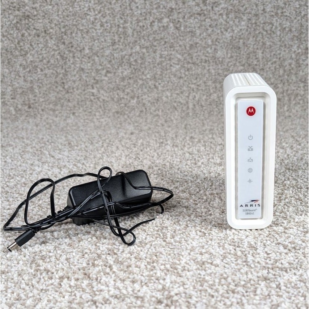Arris SURFboard SB6141 DOCSIS 3.0 Cable Modem White SB6141-022-00